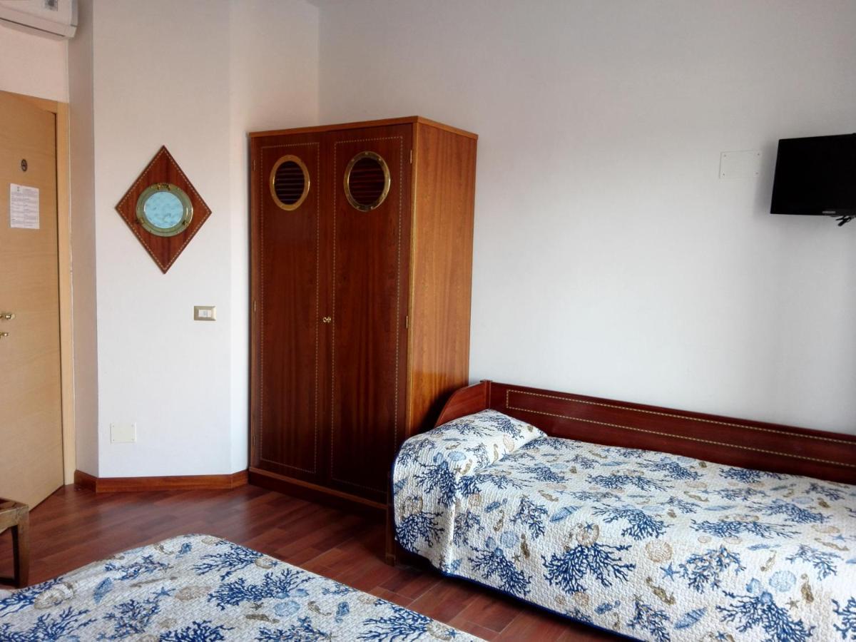 B&B Al Mare Porto San Giorgio Exteriör bild