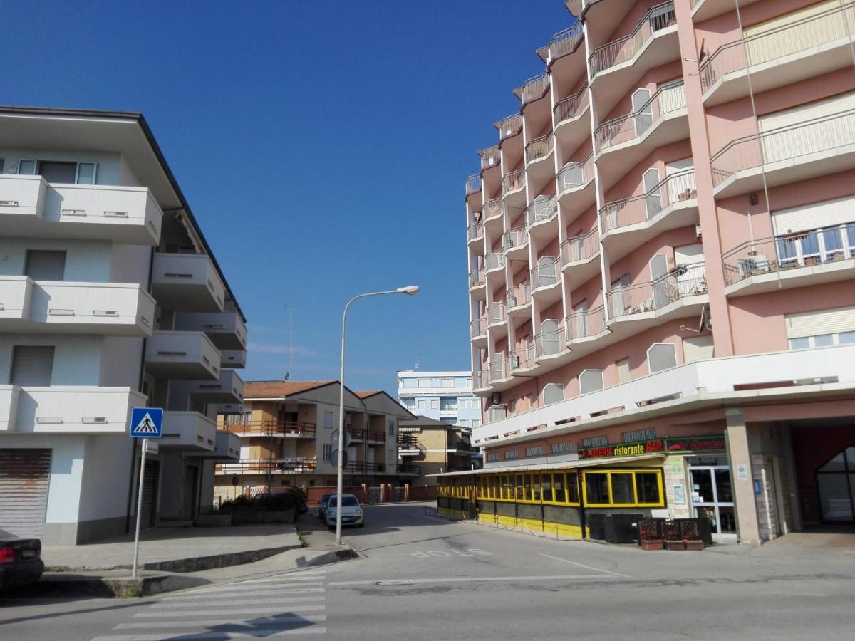 B&B Al Mare Porto San Giorgio Exteriör bild